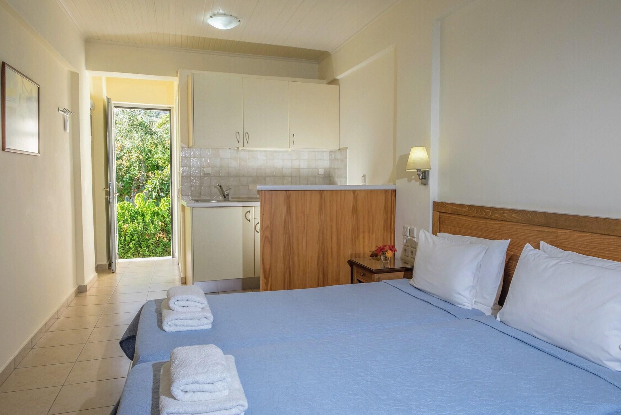 Mirabella Apartments Agios Nikolaos  Exterior photo