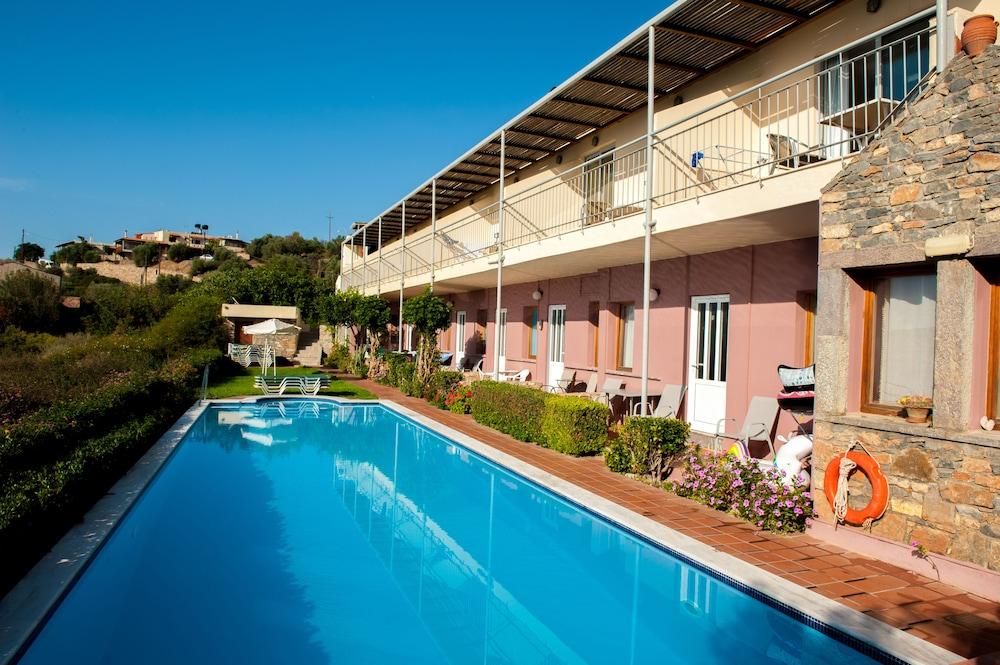 Mirabella Apartments Agios Nikolaos  Exterior photo